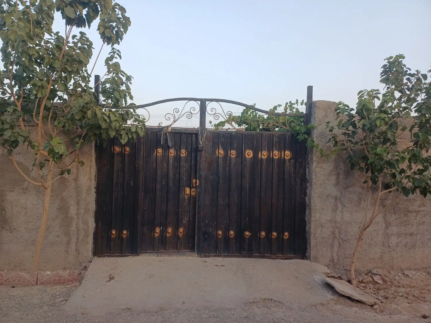 باغ ۵۰۰ متری شهرستانک وهن آباد معاوضه با ملک ماشین