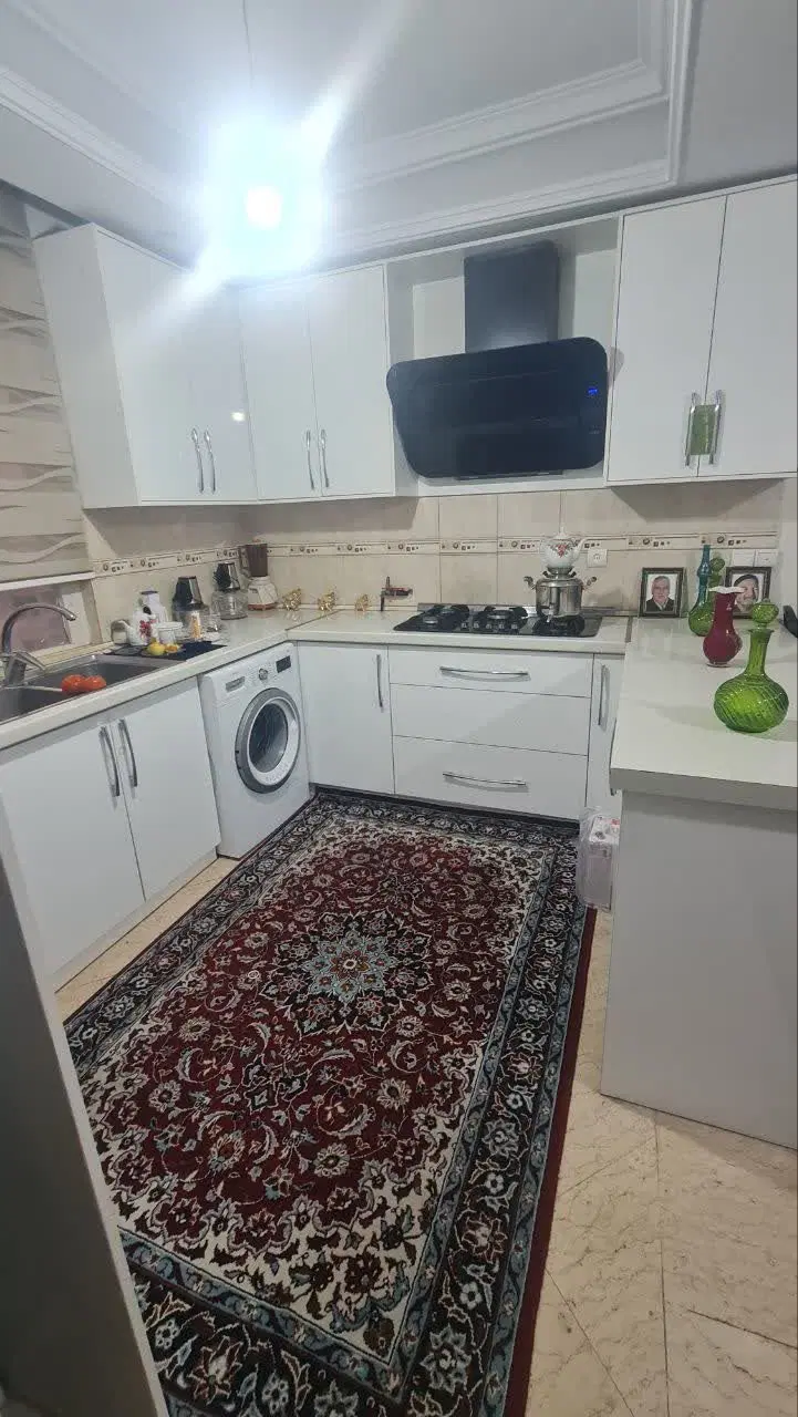 70 متری فول امکانات طبقه چهارم نما تراورتن