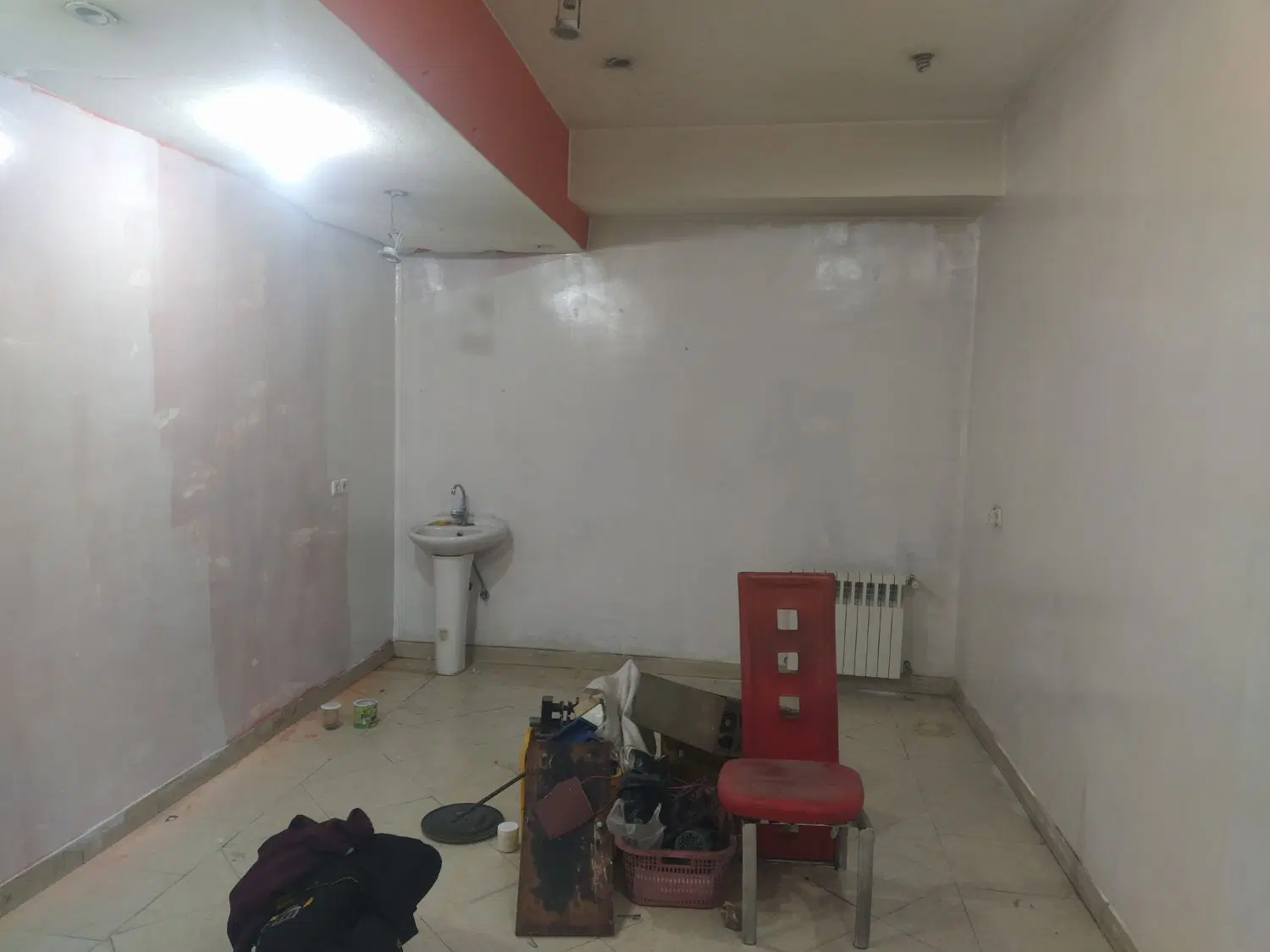 مغازه ۲۱ متر در پاساژ جواهر