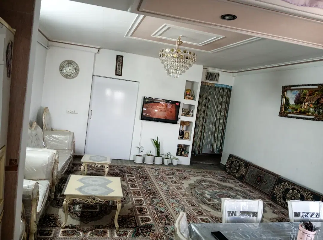 واحد دوخوابه ۸۰ متری خوش نقشه