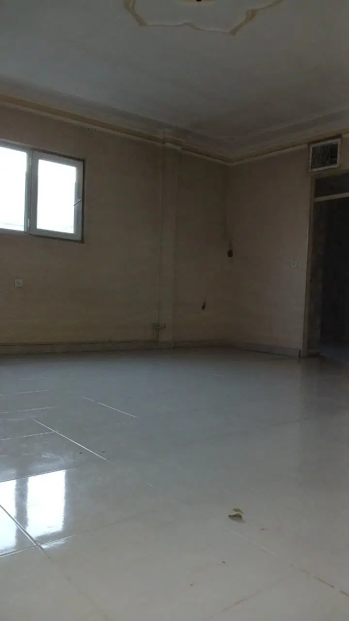 ۸۵متری