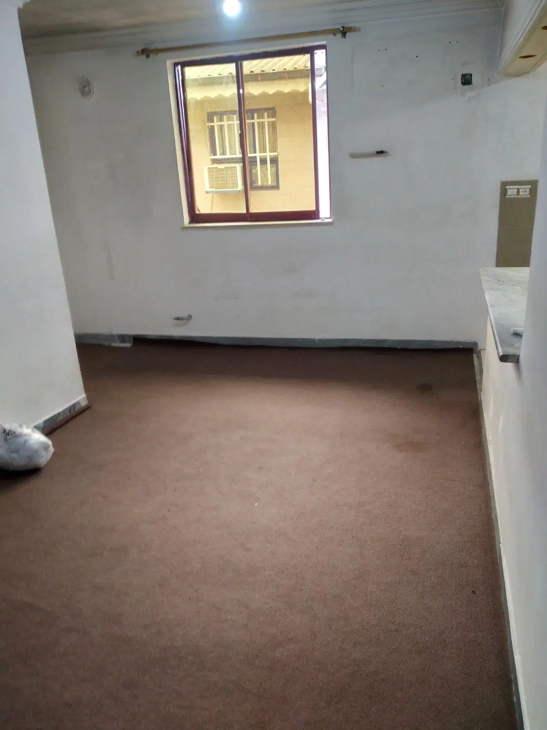 منزل مسکونی ۷۰متر با پارکینگ نسقی