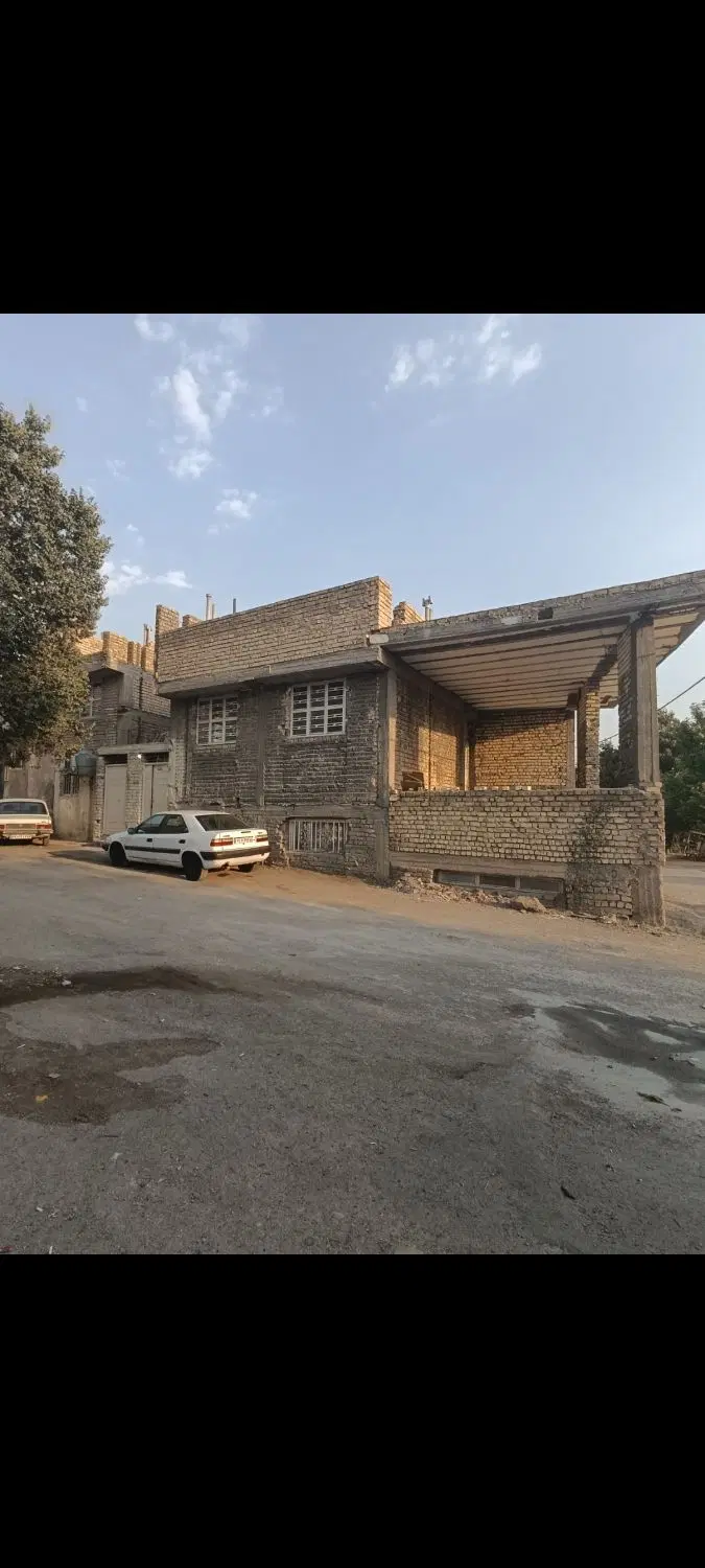 ویلایی  دوطبقه تجاری مسکونی