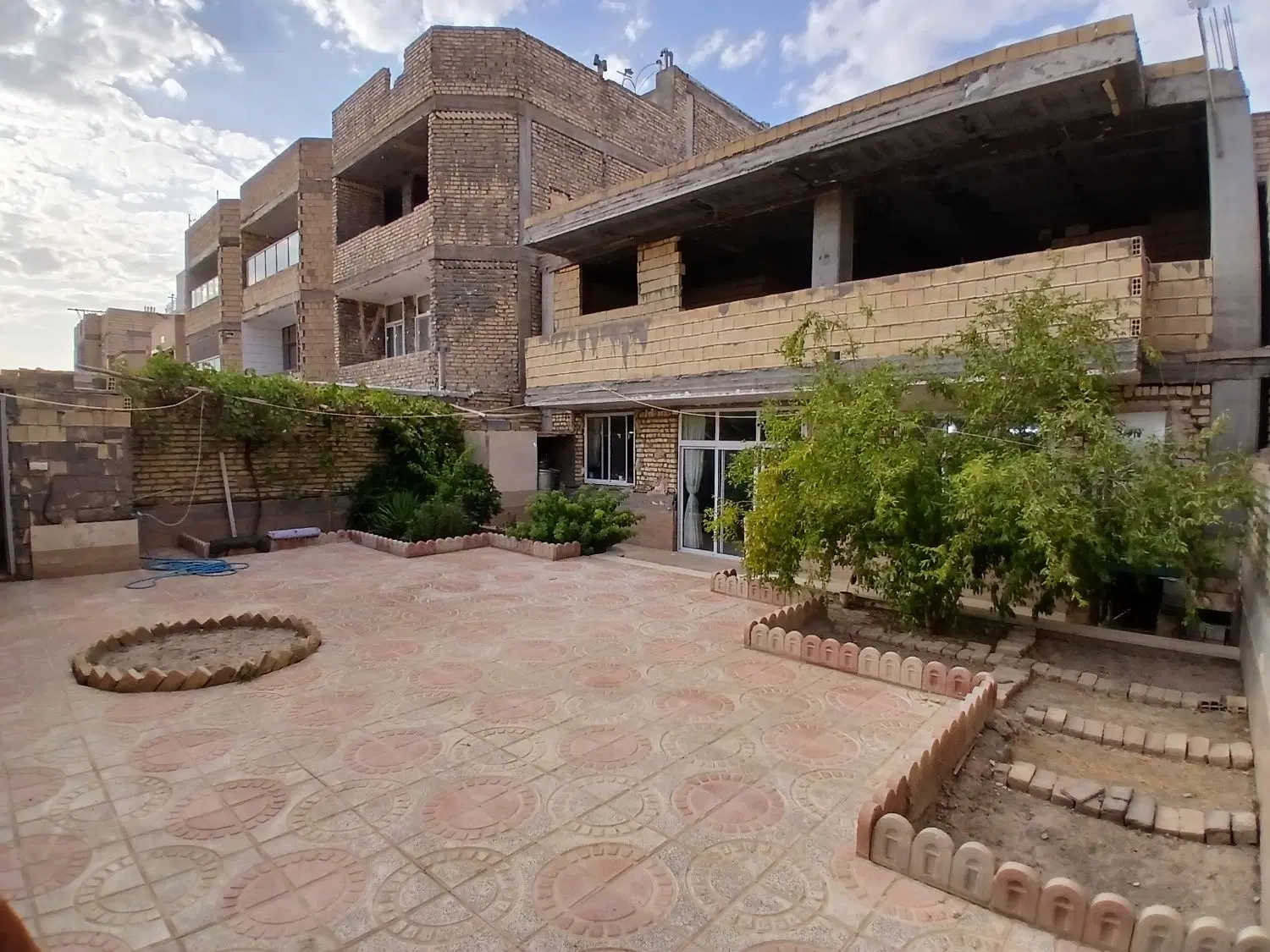 منزل مسکونی