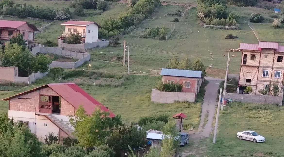 فروش زمین ۳۲۰متری در روستا آغوزگله(شهر ساری)
