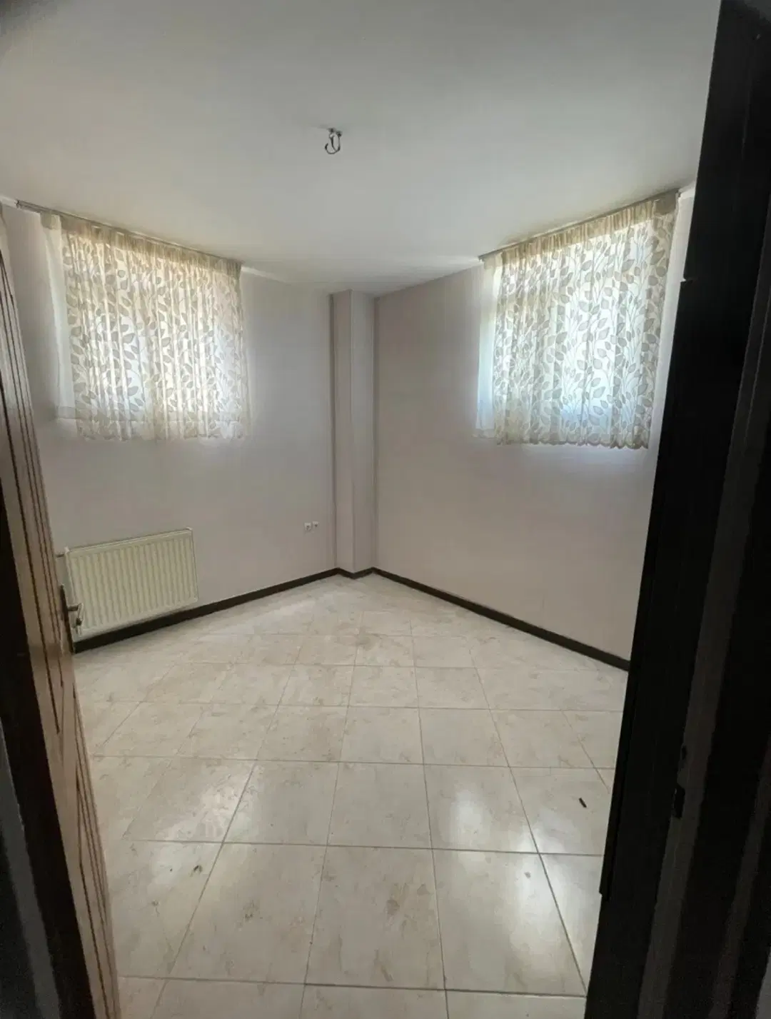 رهن آپارتمان شیک و خوش نقشه بهارستان فاز2