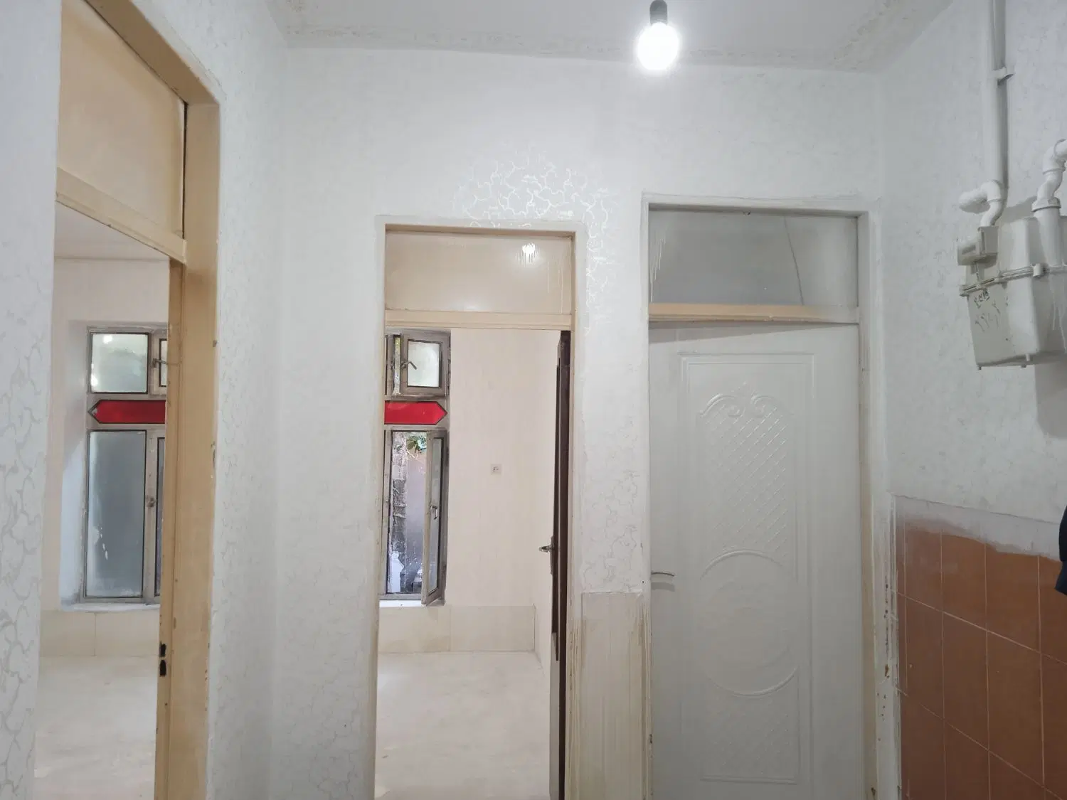 خانه ویلایی تجاری مسکونی نزدیک خ اصلی قیام