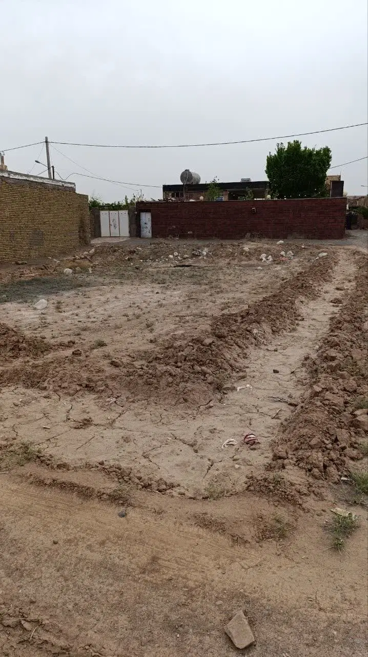 زمین کنار کافه شاهرخ