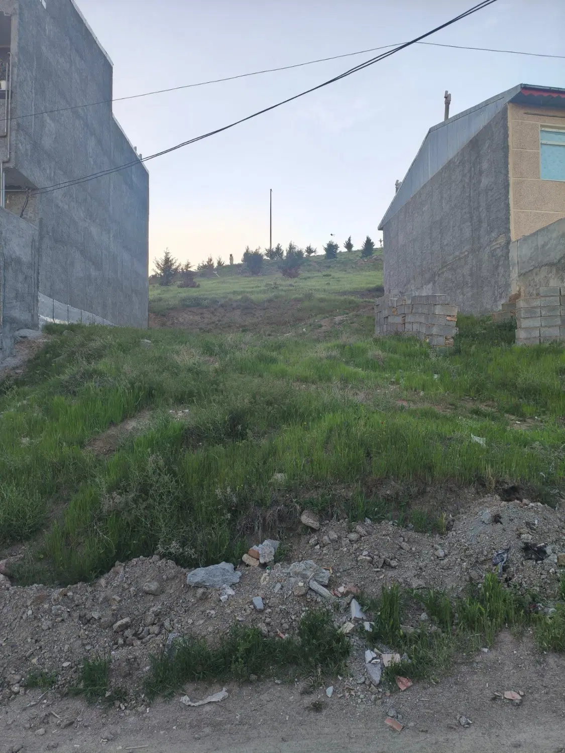 زمین مسکونی دارای سند تک برگ دو بحر
