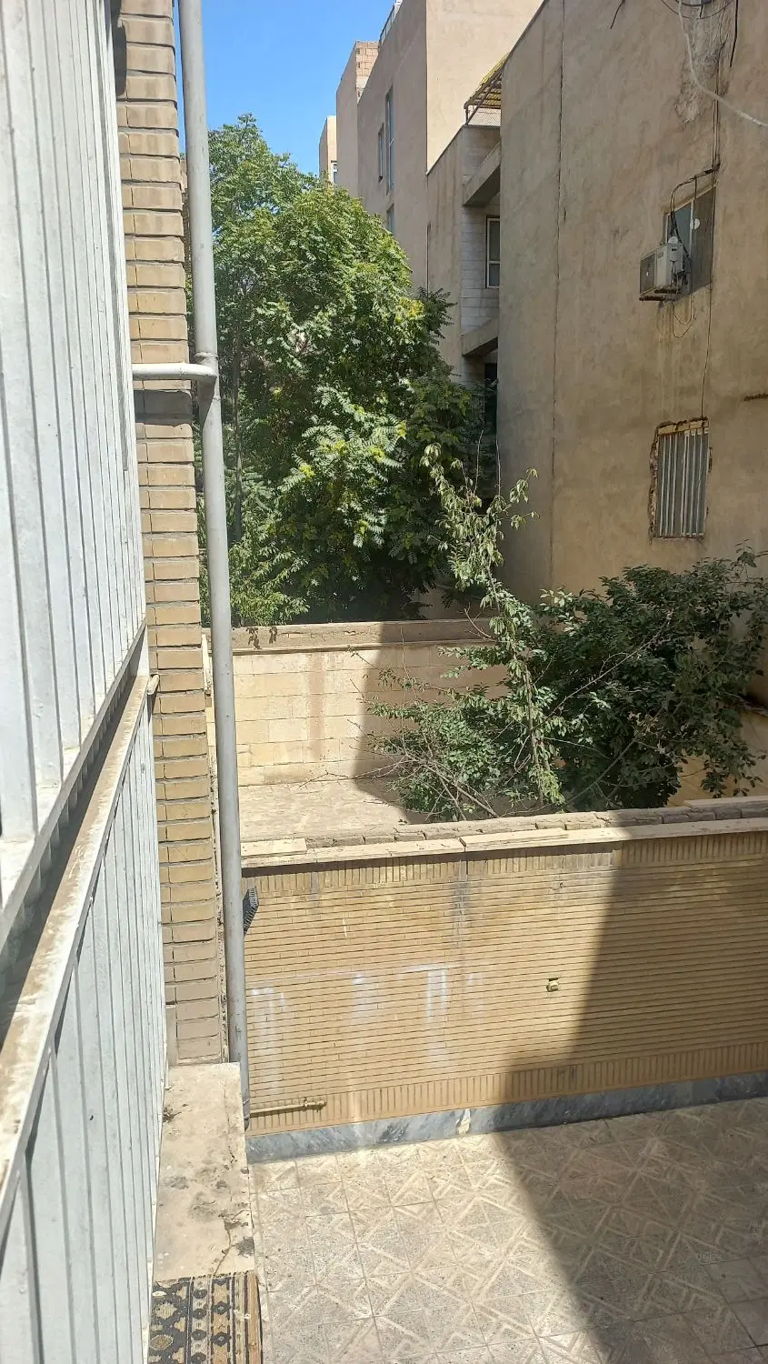 اجاره آپارتمان ۱۴۰ متری دوخواب اکبراباد بهارستان