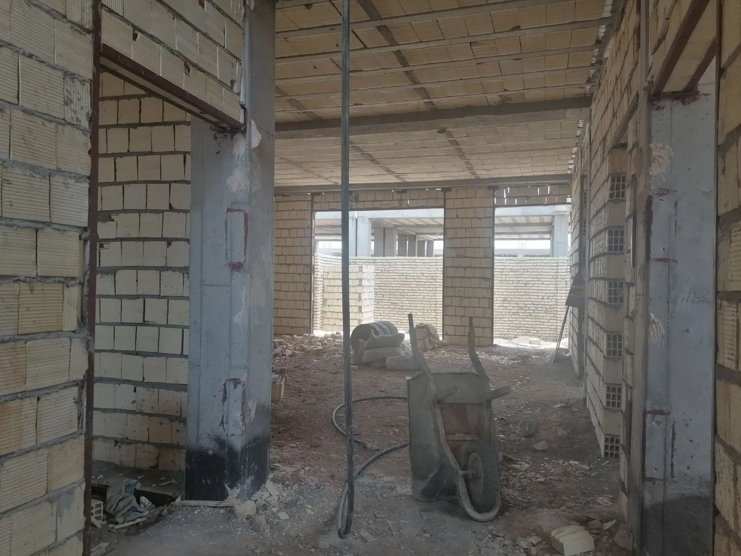 خانه نیمه ساز مسکن ملی رئیسی محمدآباد