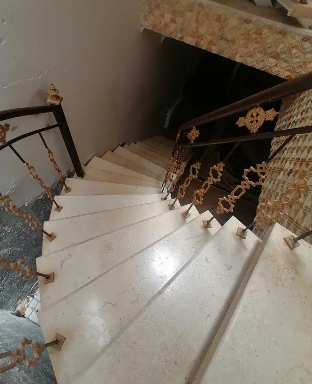 خانه فروشی خیابان انقلاب نوساز