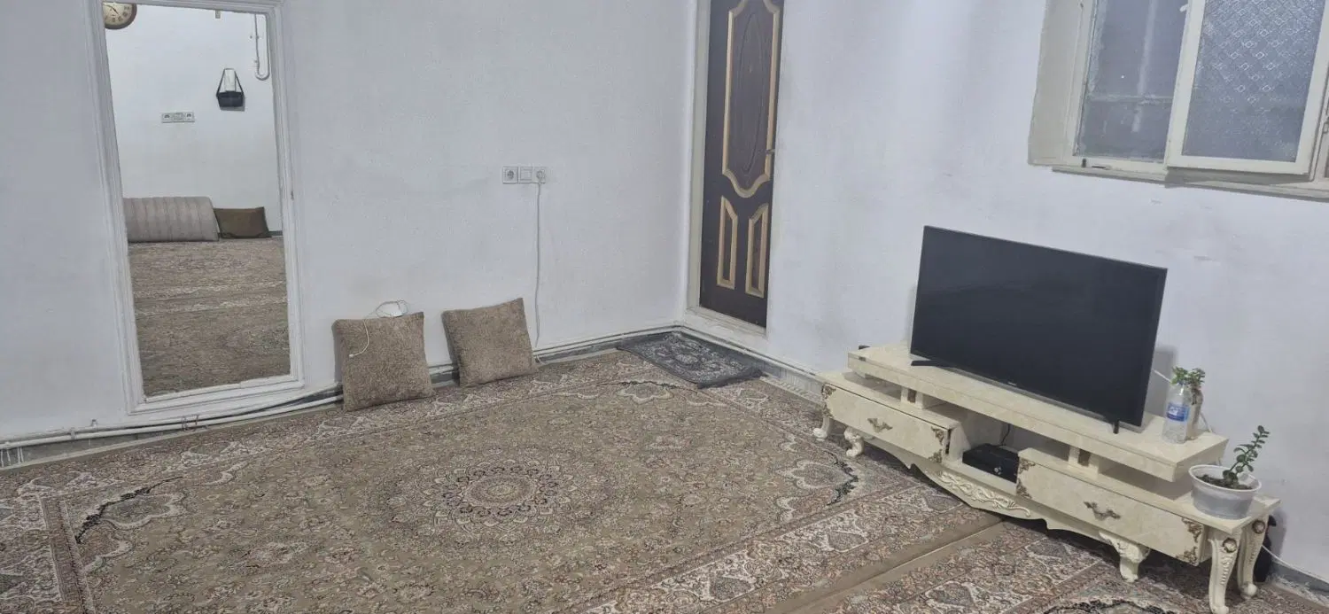 خانه نقلی دربست۵۵متری خیابان عمارت
