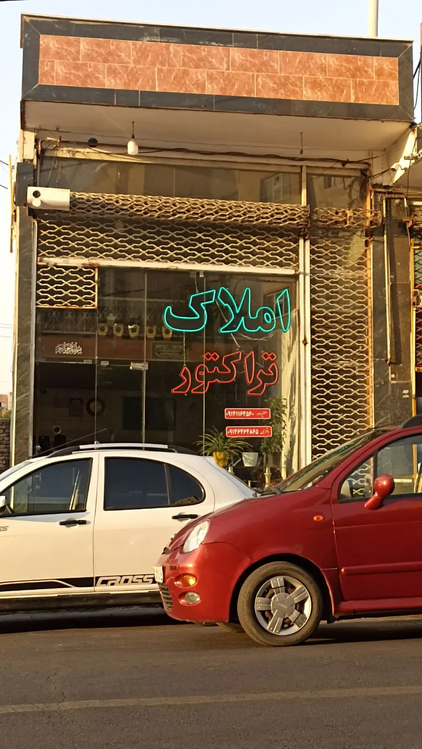 قطعه زمین بر اتوبان تبریز سهند 80000 متر