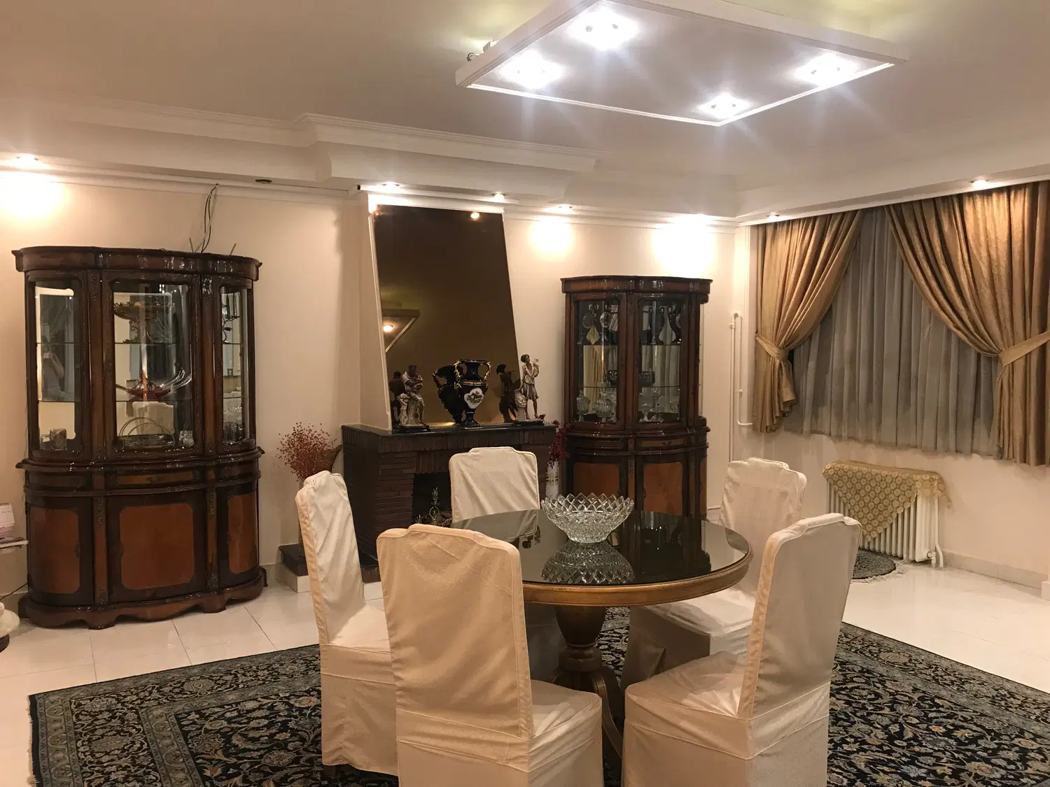 آپارتمان ۳ خواب ۱۴۰ متری