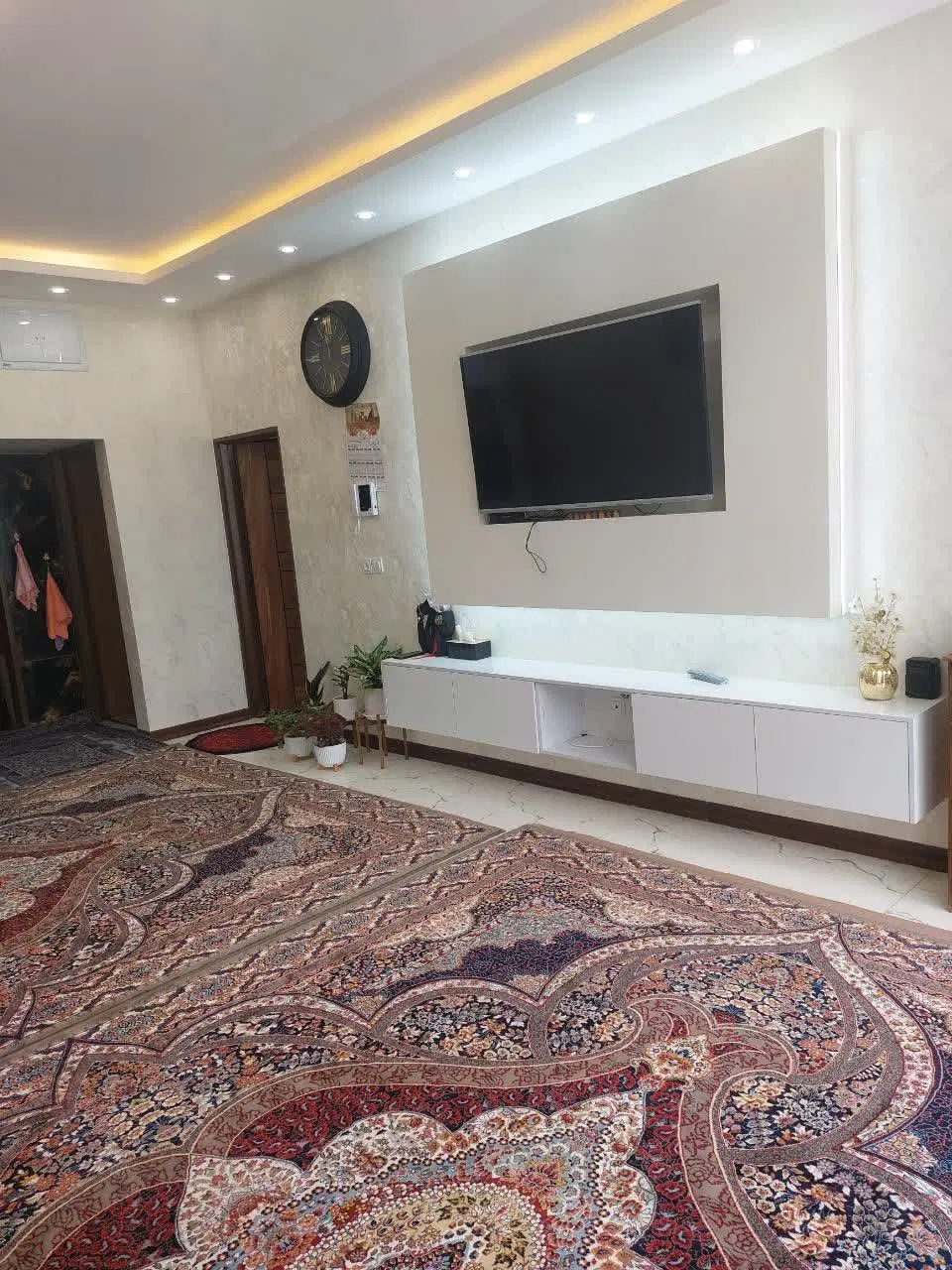 منزل مسکونی نوساز شمالی صالح اباد