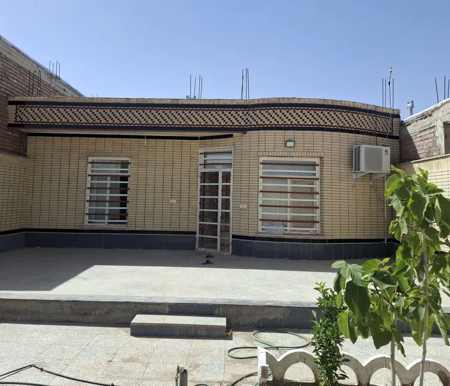 خانه شهرک زیتون