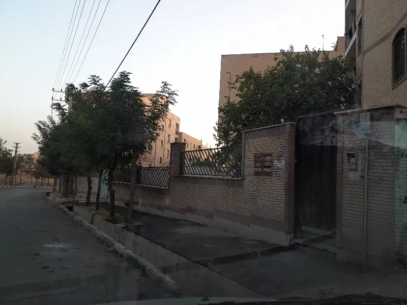 اجاره واحد ۱۱۰ متری  دو خواب خیابان اسکان