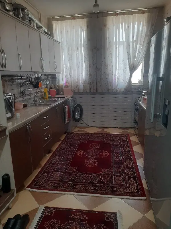 اجاره خانه ۹۰ متری طبقه ۲