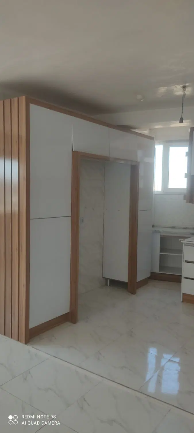 آپارتمان 90متری در سه راه بهشتی