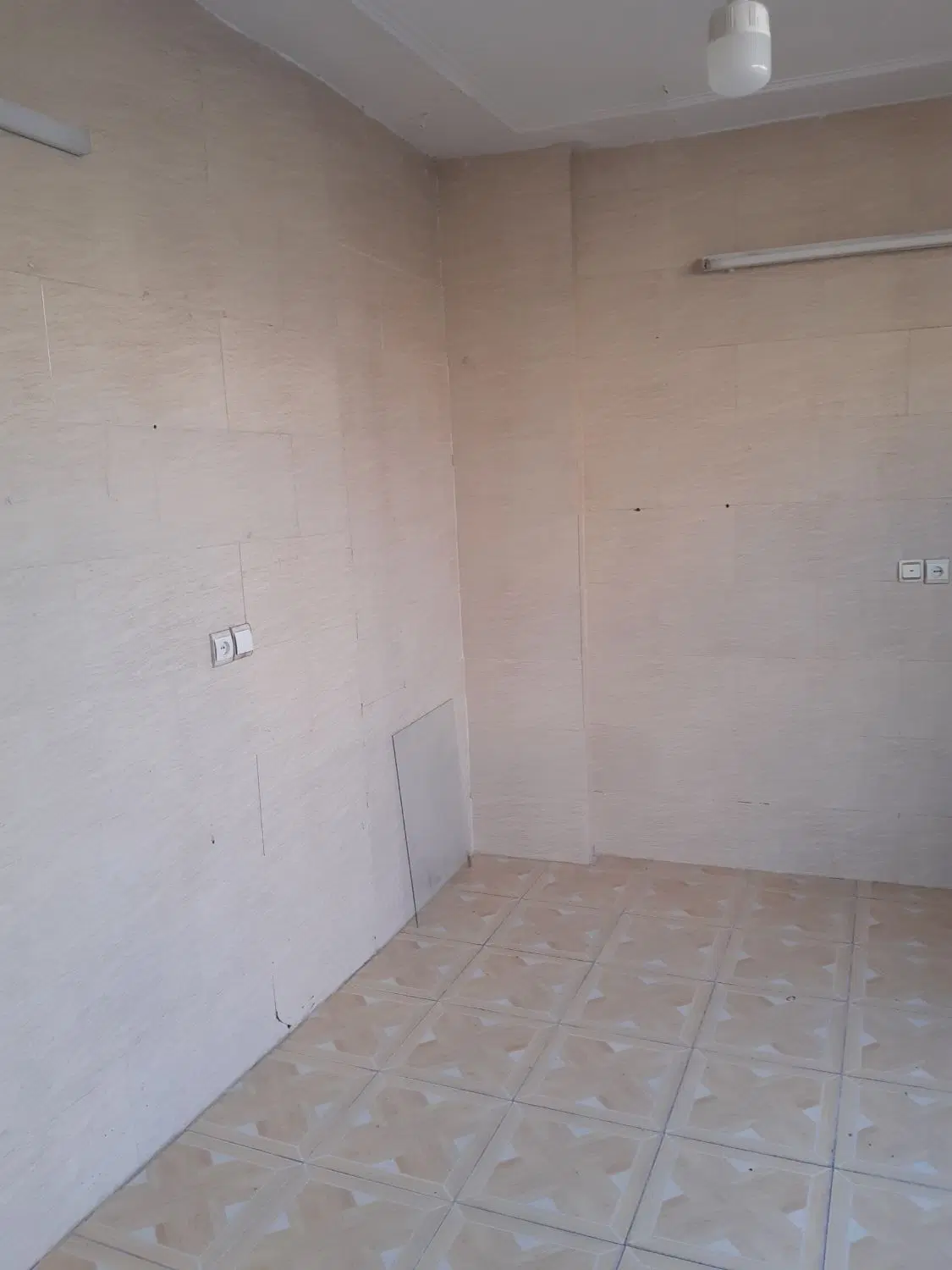 مغازه‌اجاره‌داده‌میشود‌متراژ‌۲۰‌متر