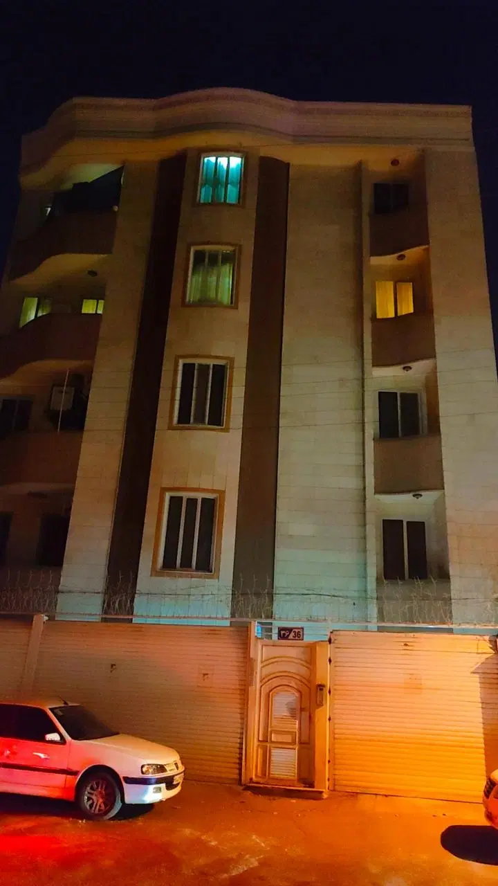 یک واحد اپارتمان ۹۵ متری در خیام ۱ زاهدان