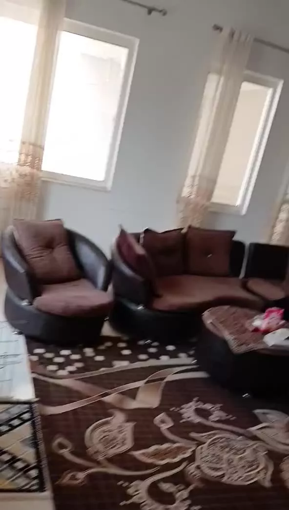 ساختمان دوطبقه