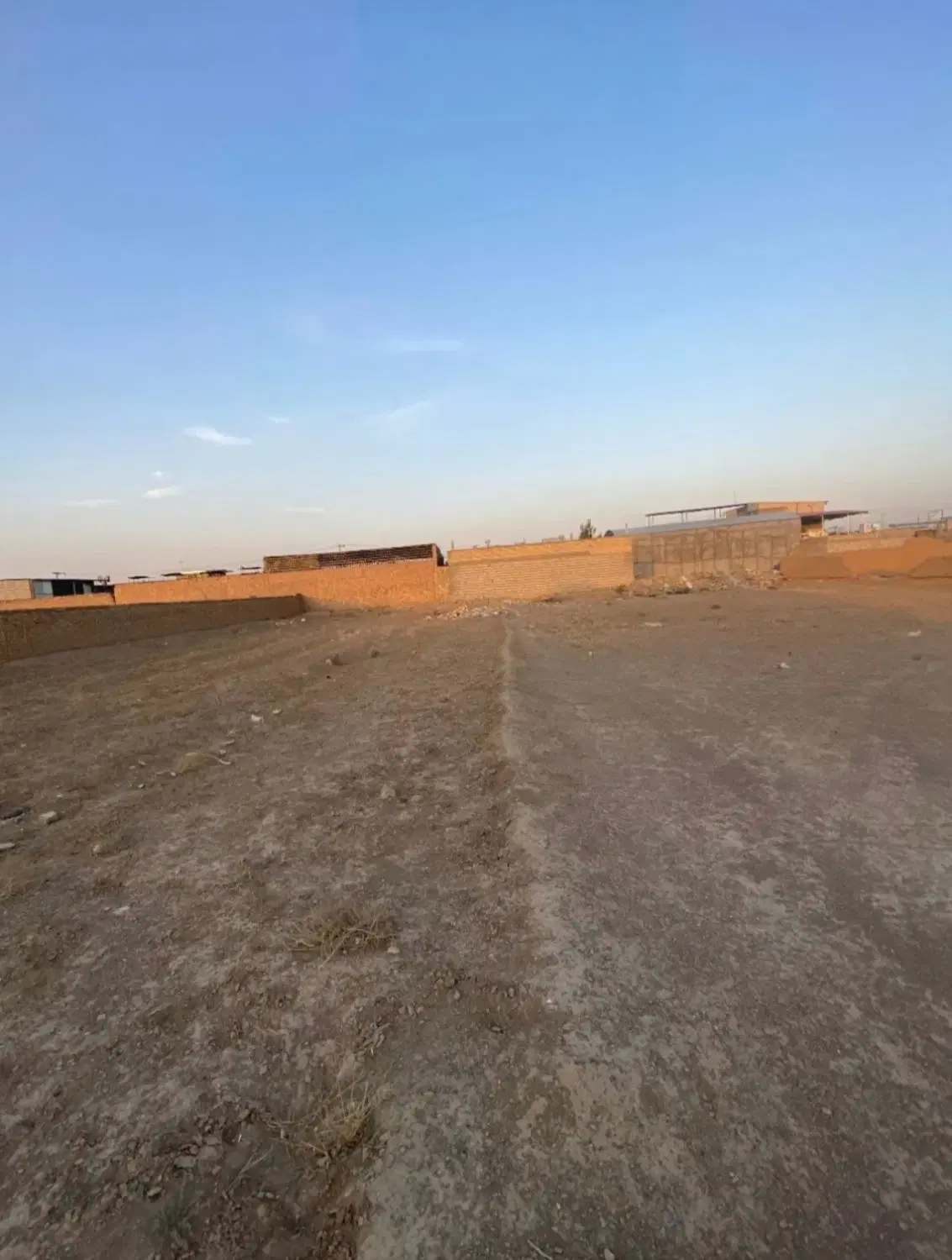 زمین مسکونی میرزاطاهر