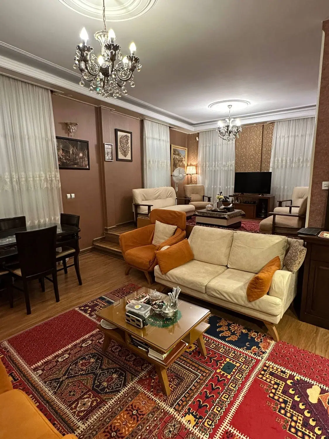 فروشی جمهوری