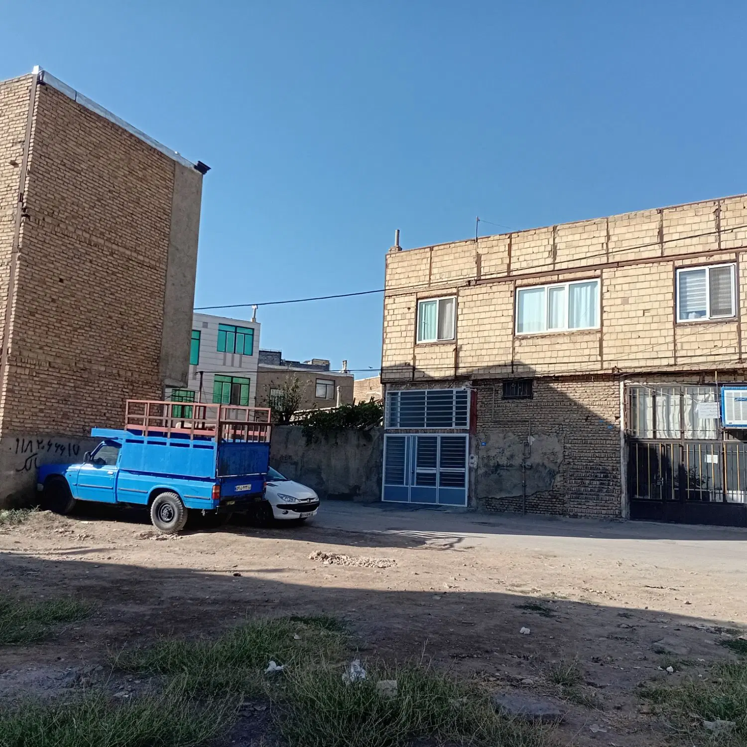 زمین مزقینه ۵۰ متر دو بحر