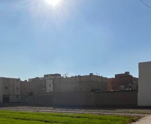 زمین برخیابان ازادی