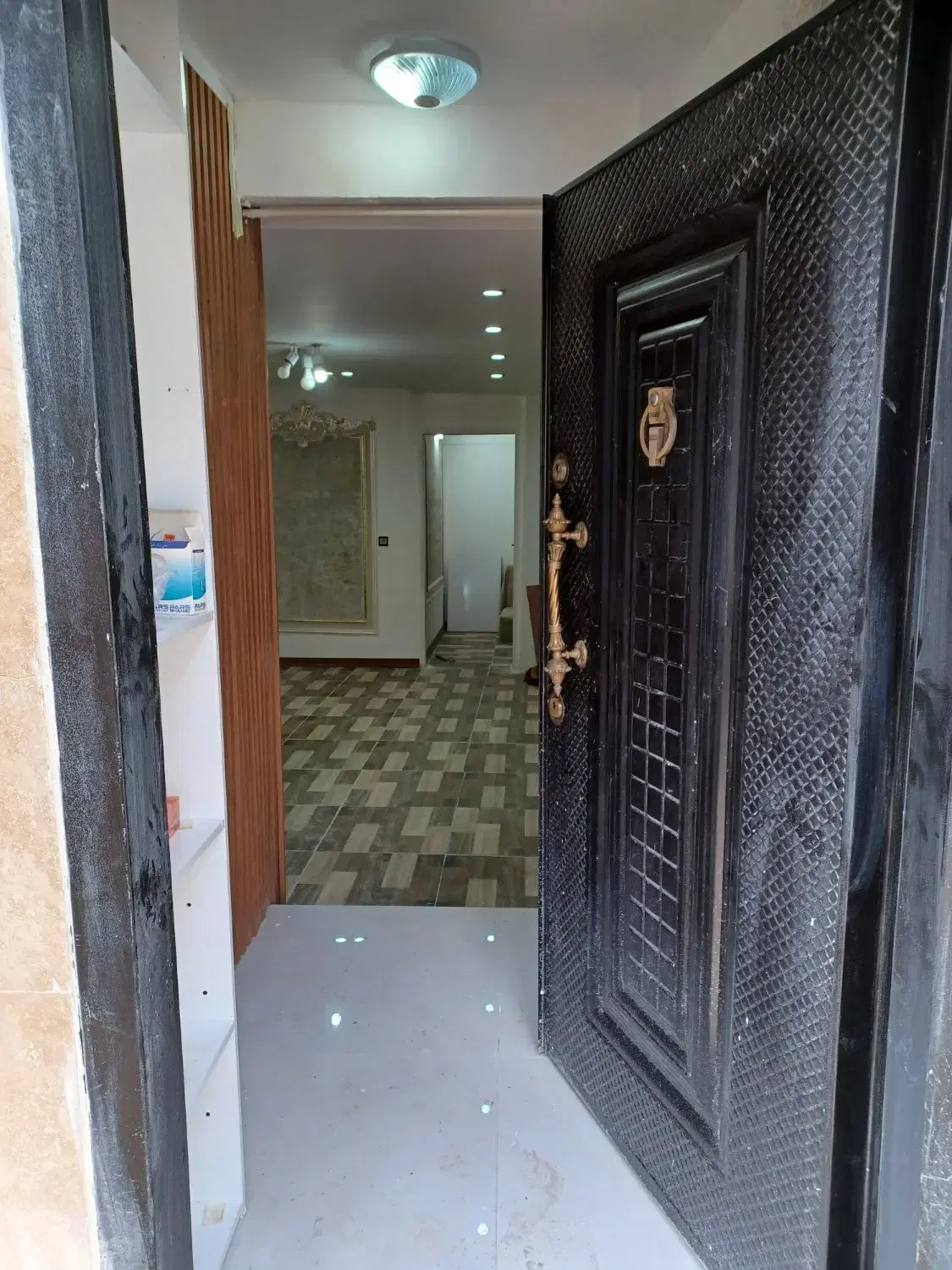 فروش آپارتمان ۵۰ متری حاشیه بلوار