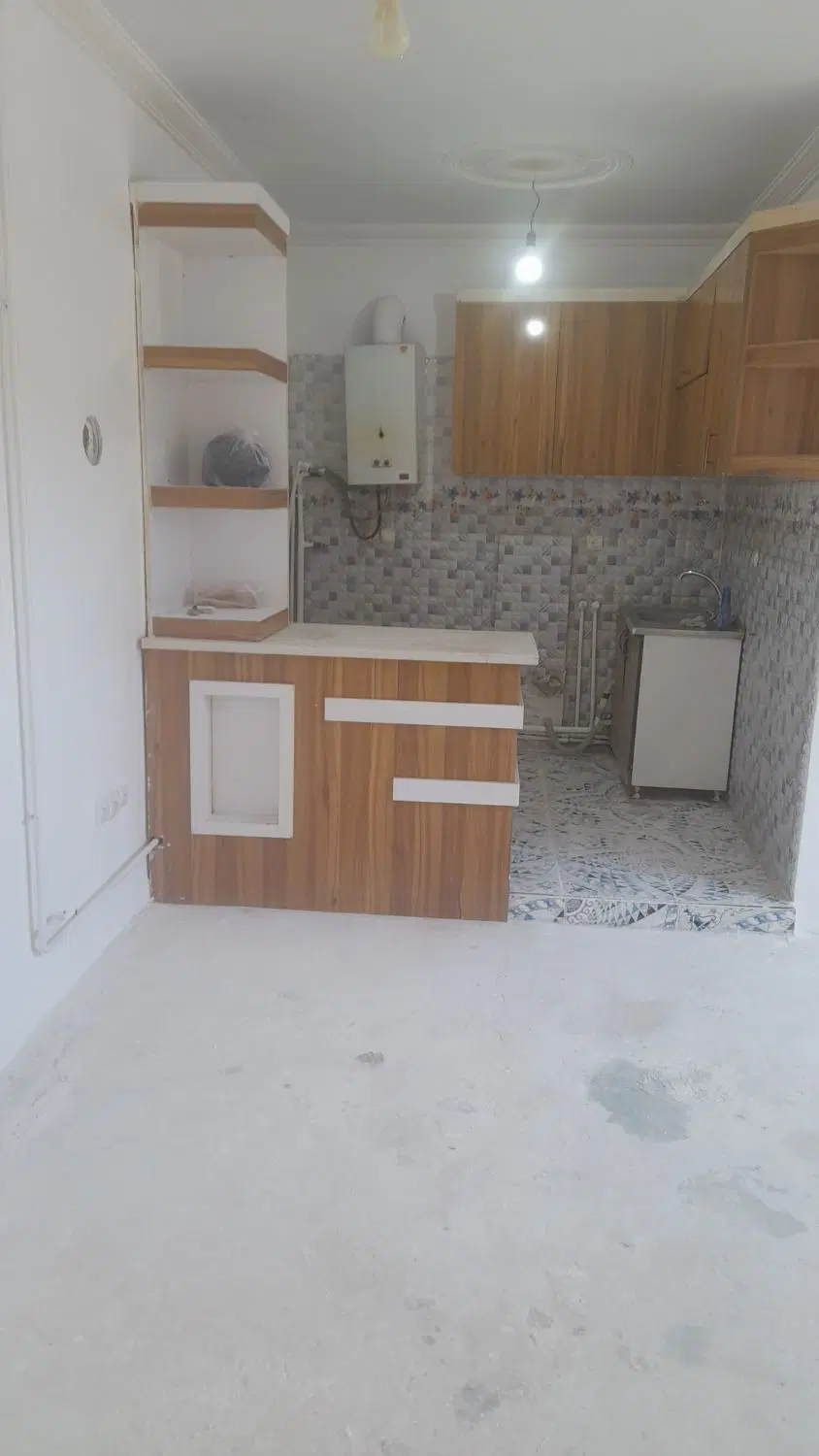 خانه طبقه ونیم درعباسی