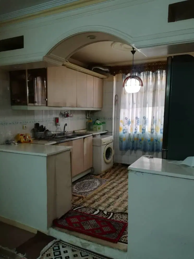 ۷۰ متر دوخواب با پارکینگ طبقه دو شیخ هادی