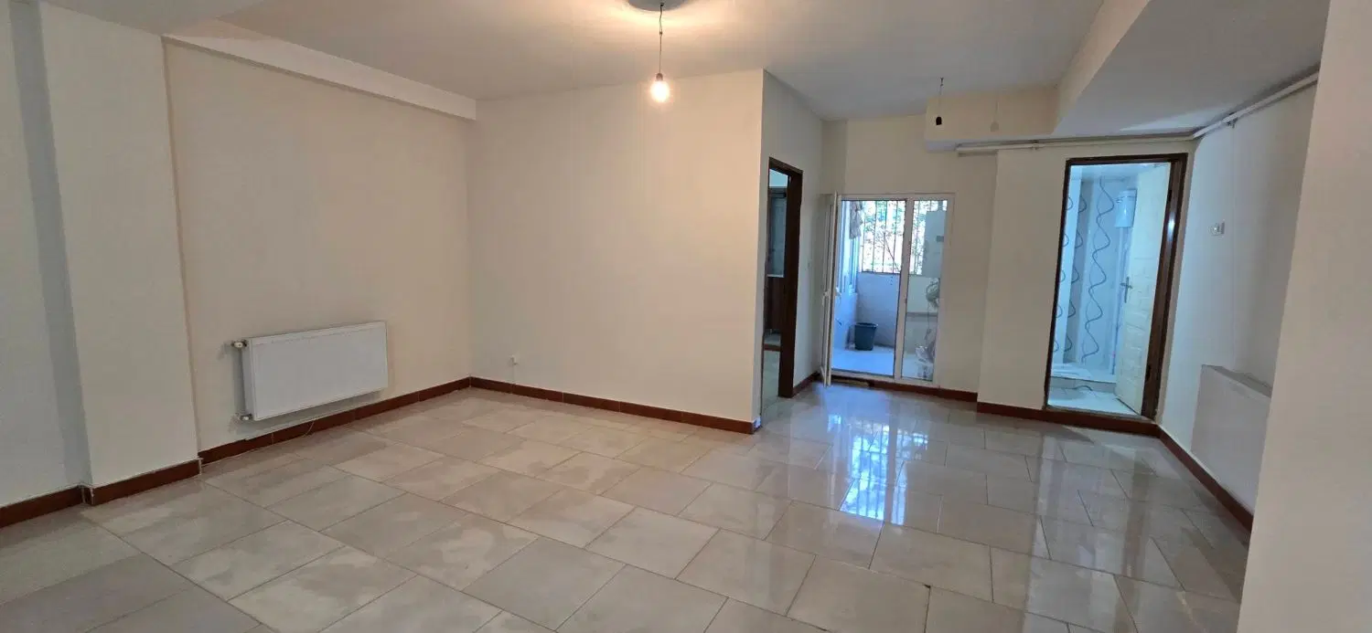 دفتر کار در امیرمازندرانی