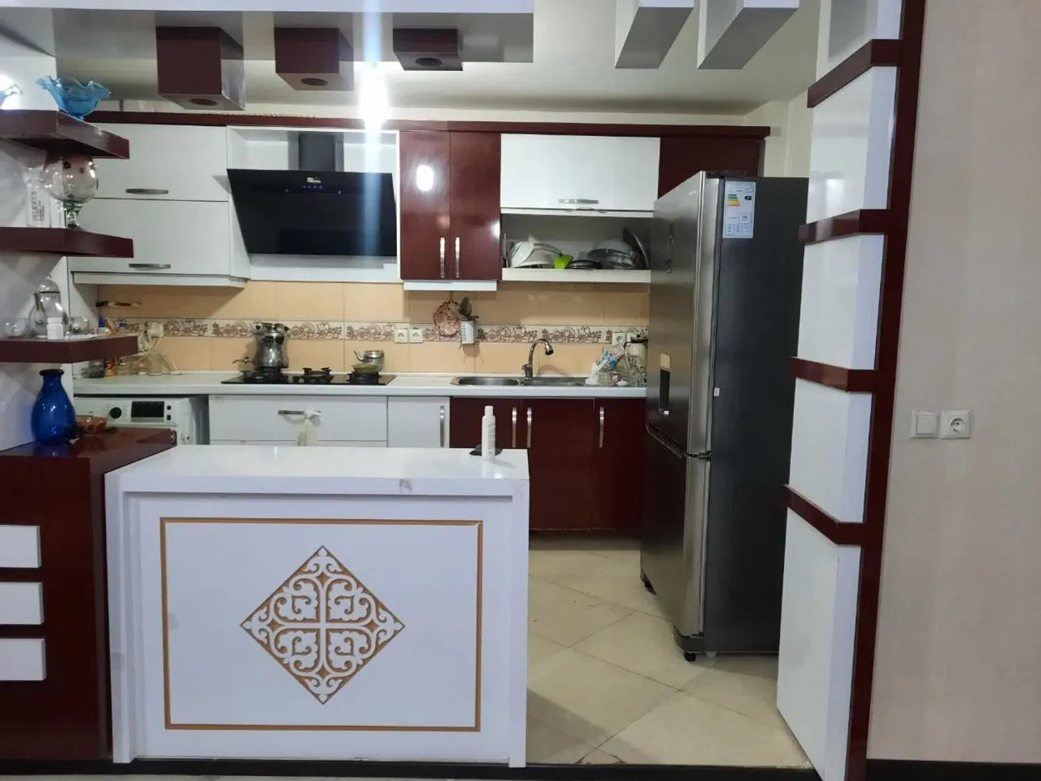 آپارتمان ۹۰متری فول فروشی