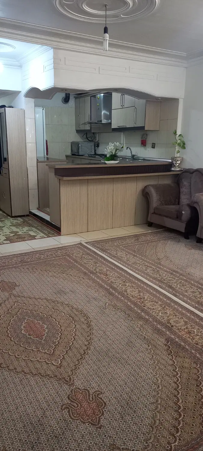 یک آپارتمان شهرک فرهنگیان فروشی