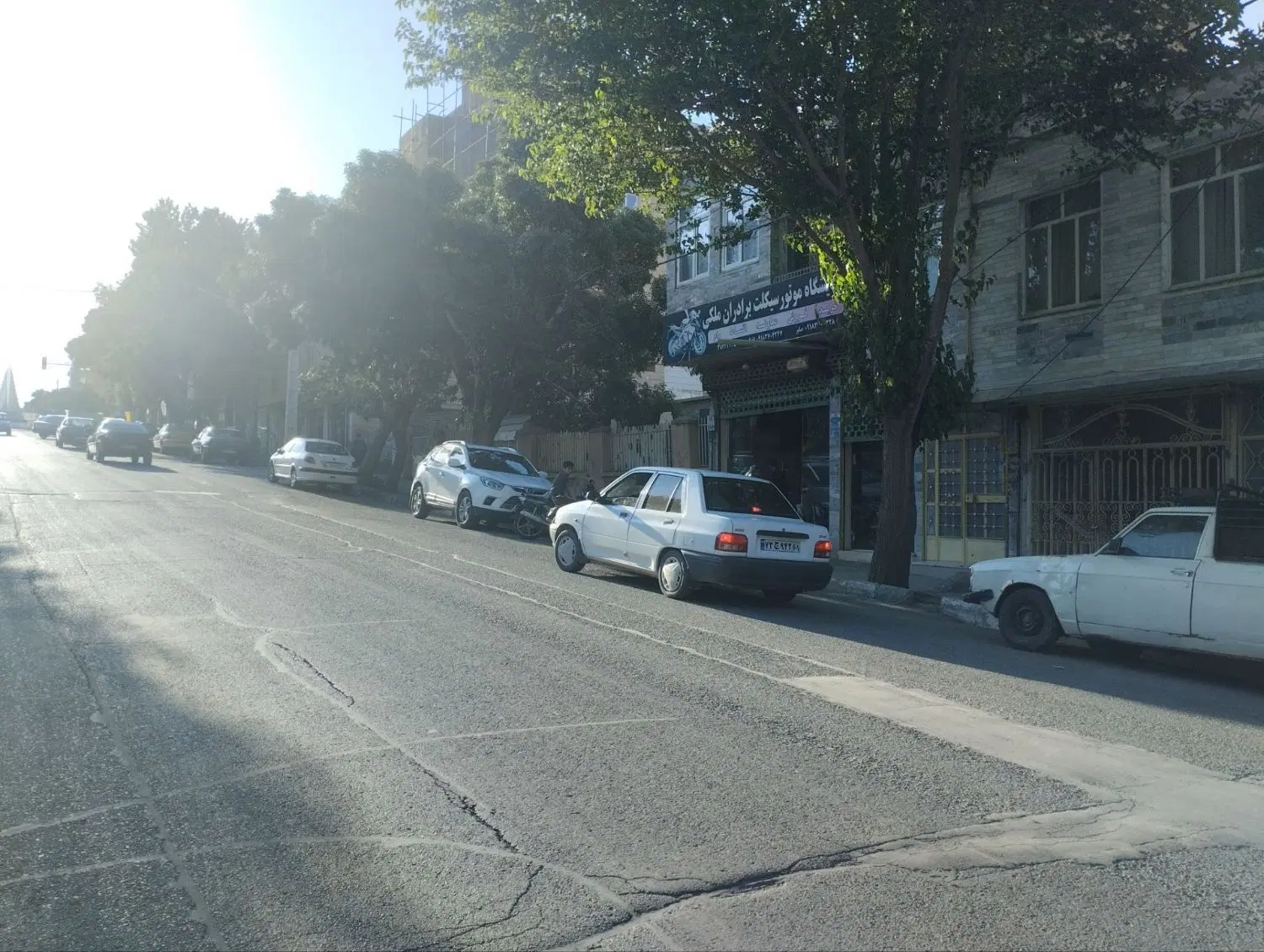 مسکونی تجاری درمیدان