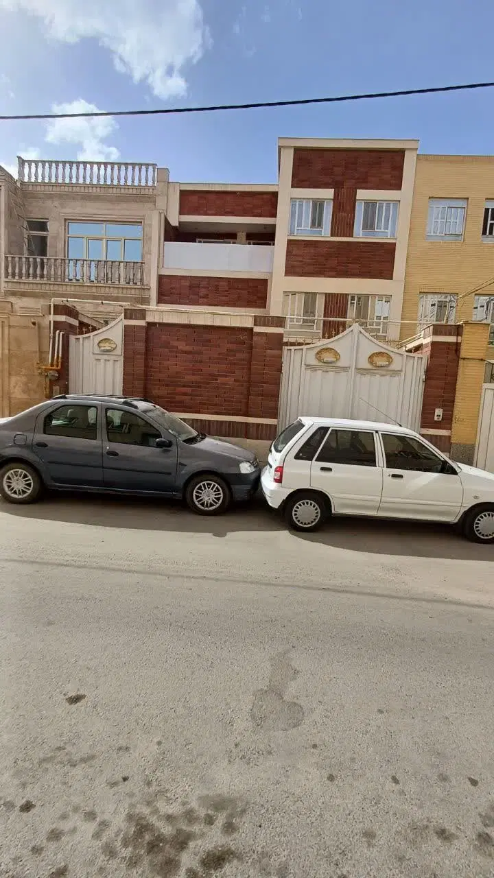پاسدارن کوچه ۳۰