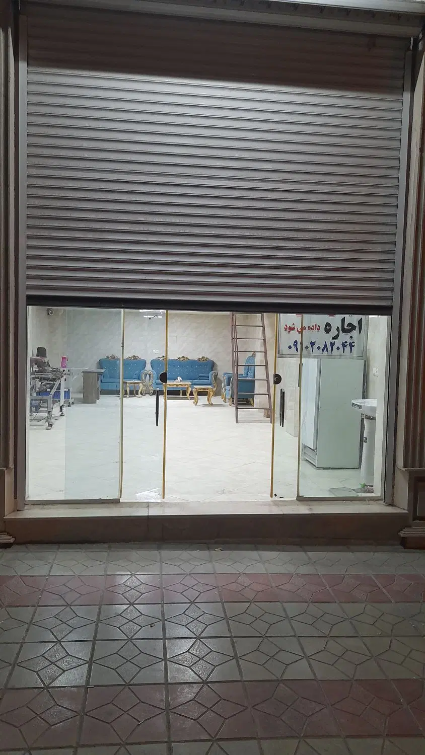 مغازه تجاری ۶۰ متری بهر مبارزان
