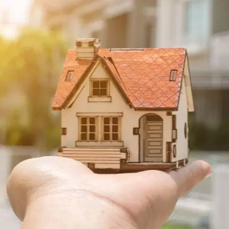 ۲۰۹ متر زمین دارای سند ششدانگ عرصه و اعیان