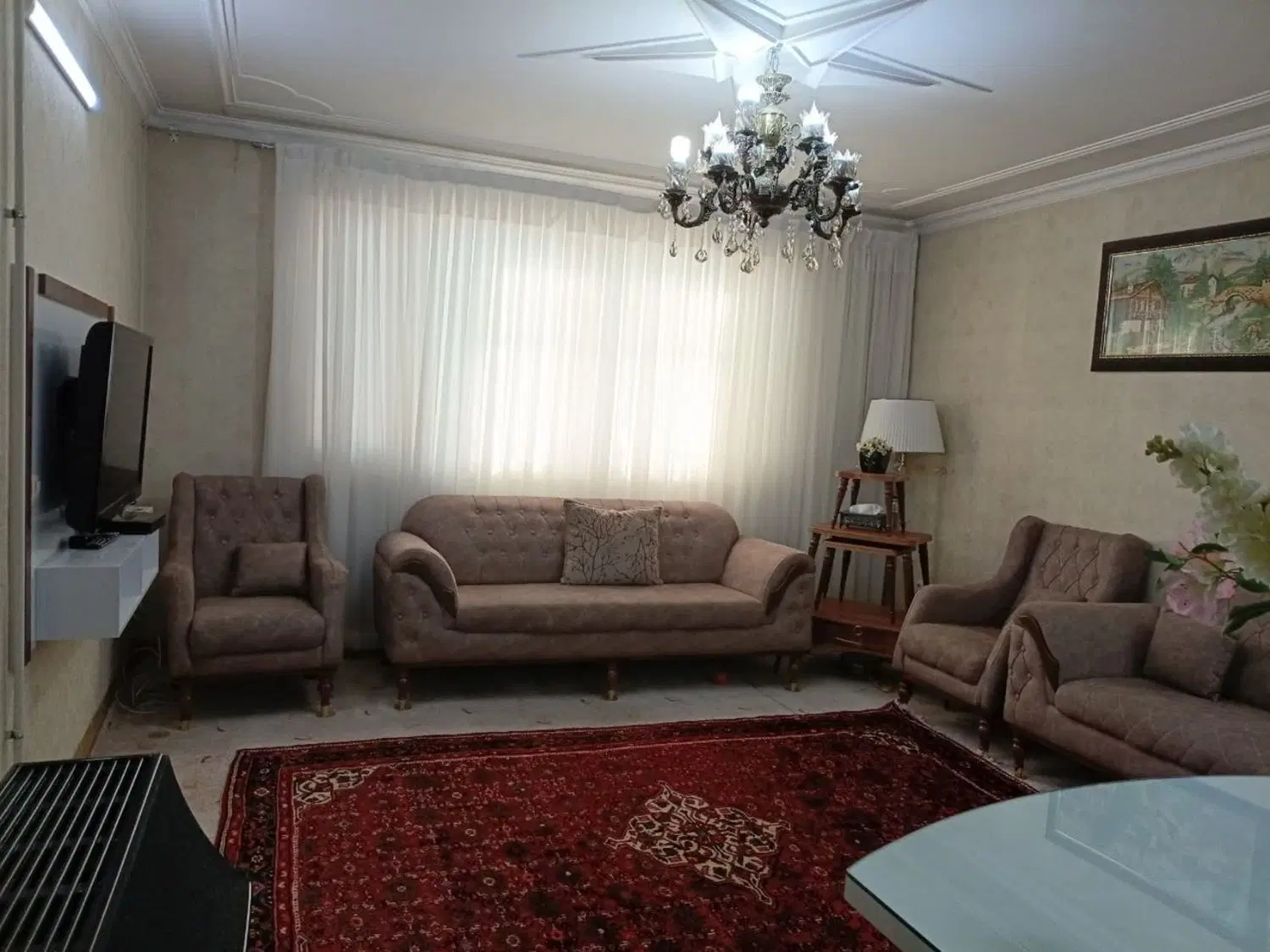 ۶۰ متر _ جنوبی _ تختی _ مرکز شهر _ تجهیز