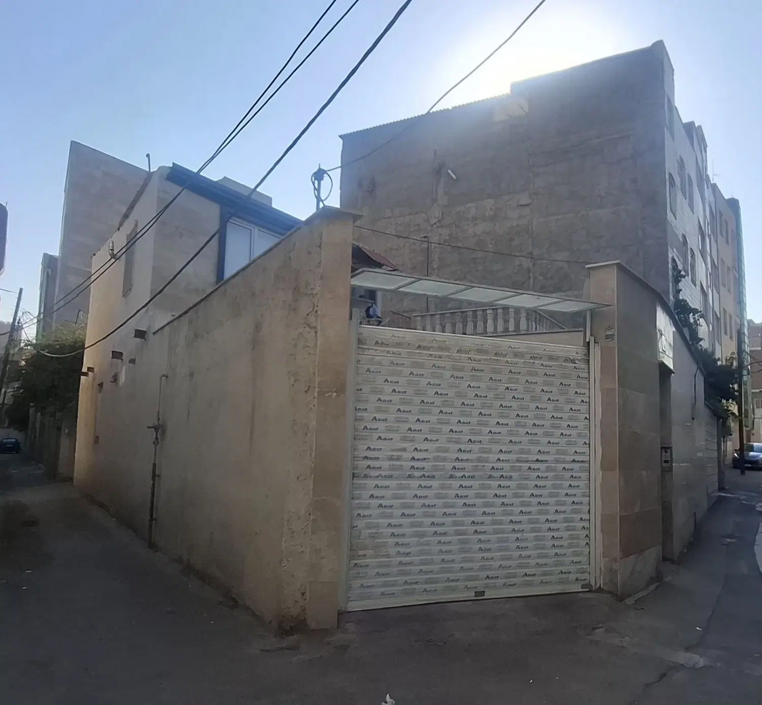 ویلایی استخردار در مرکز شهر کرج