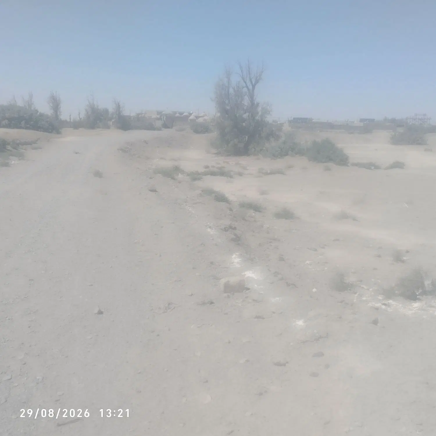 زمین در خ هیرمندشمالی .بالاتراززندان