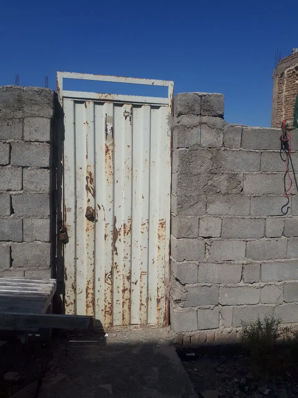 زمین مسکونی زینبیه