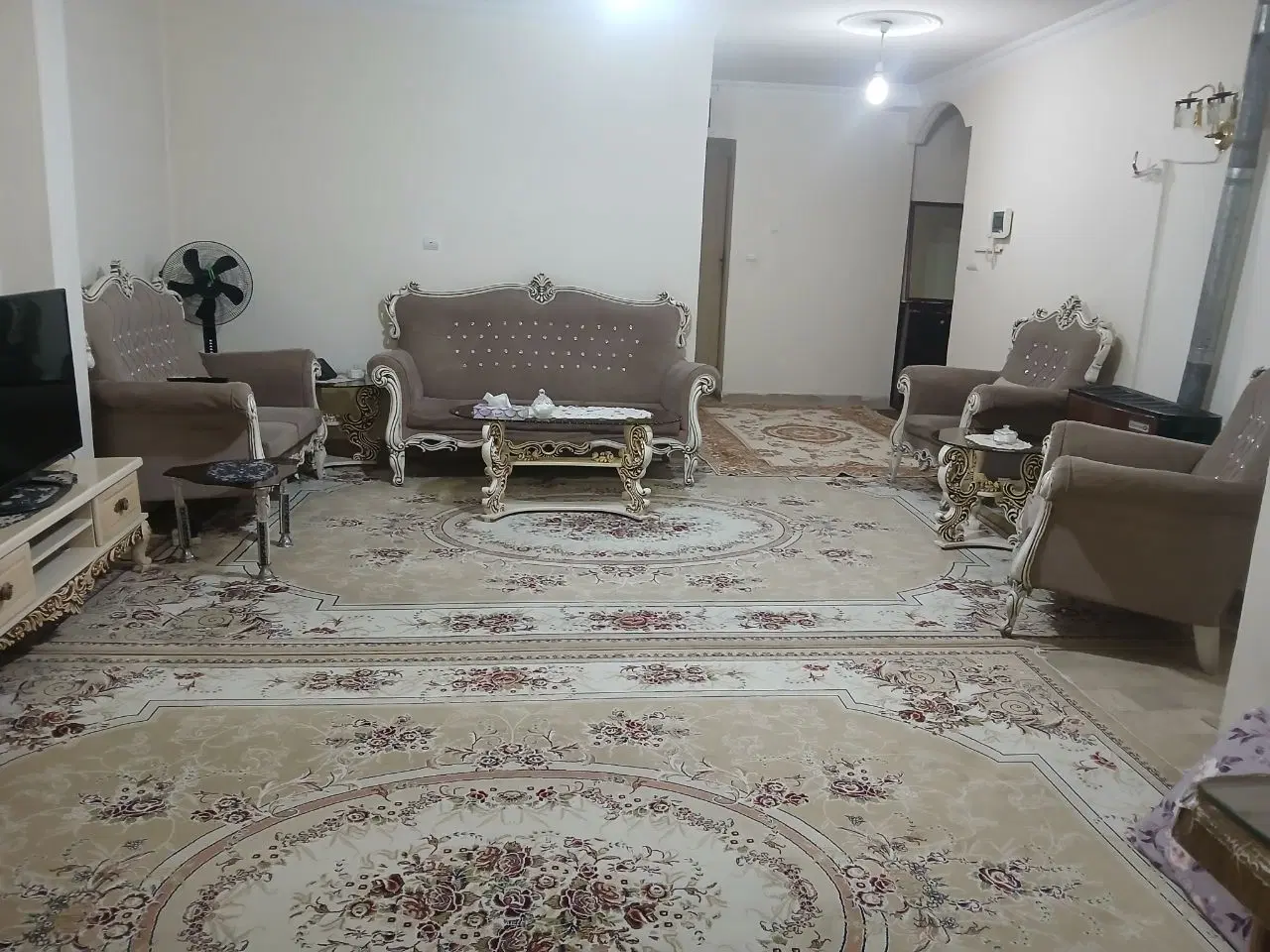 72 متر بر خیابان دو خواب دو طرف نور