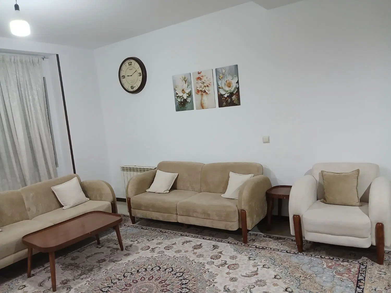 ۷۶ متری در مسکن شباهنگ رنگ و کابینت شده تمیز