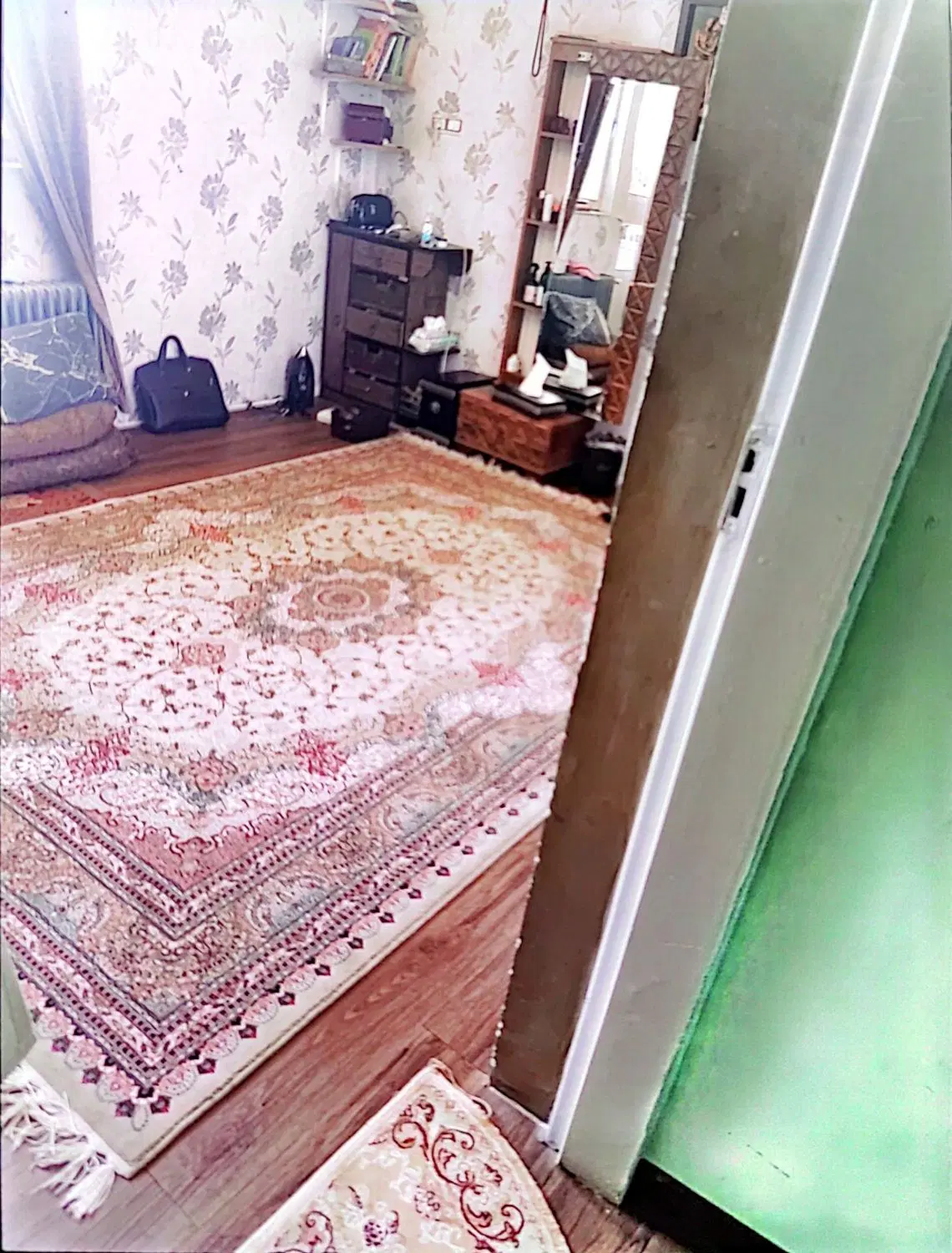 ملک اجاره ای خیابان زارع شریعتی دو بالکنه