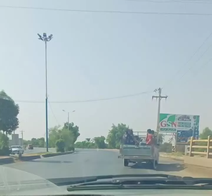 فروش باغچه ۶۴۰ متری در قله ربع شمس آباد