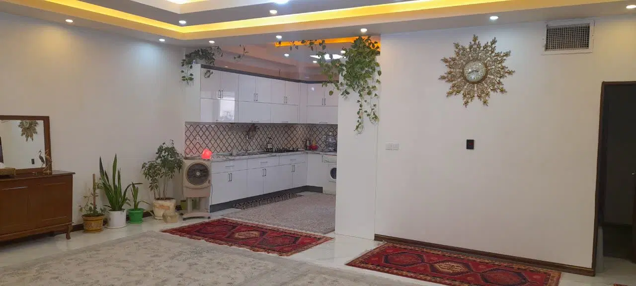 آپارتمان تک واحدی جنوبی ۳ خوابه  طبقه دوم